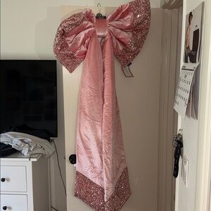 🎀🎀cupcakes and cashmere Christmas 6 foot velvet and bling merry Christmas bow🎀🎀